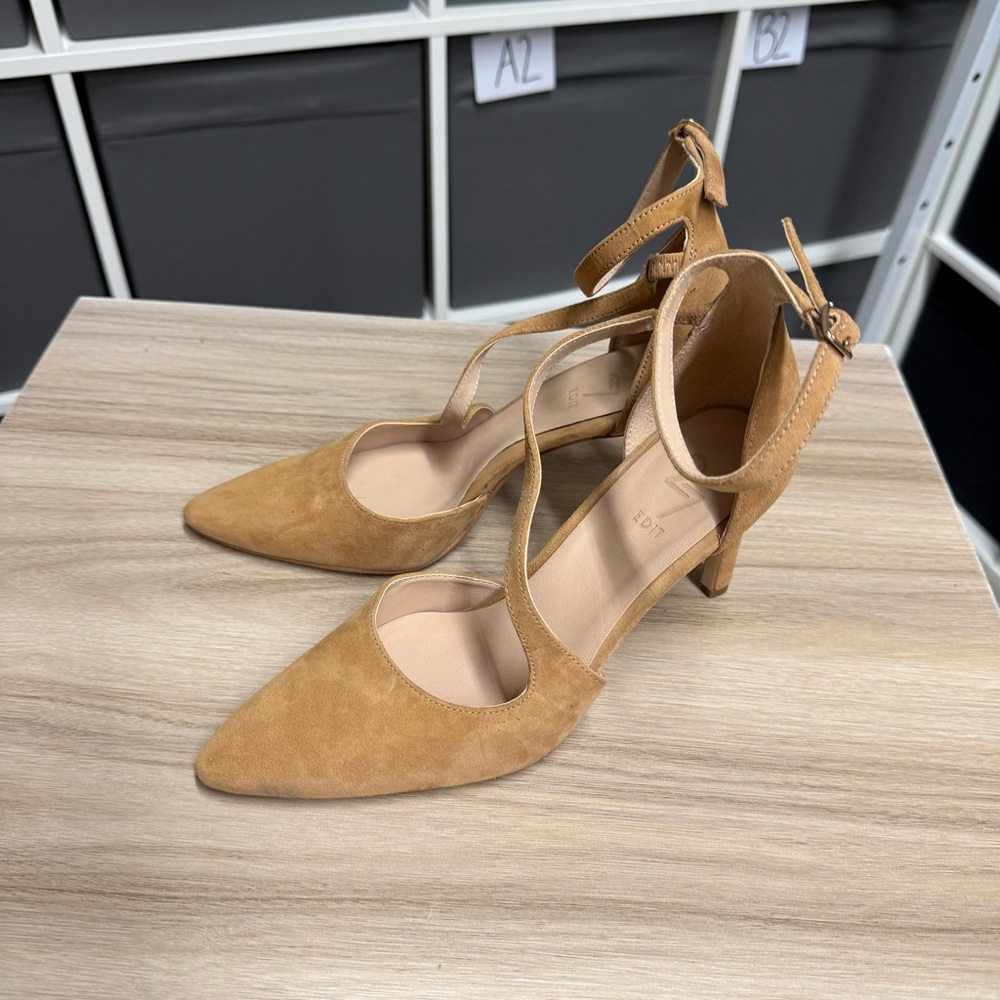 Naturalizer 27 Edit Abilyn Elegant Tan Strappy Suede Heels - Picture 1 of 8